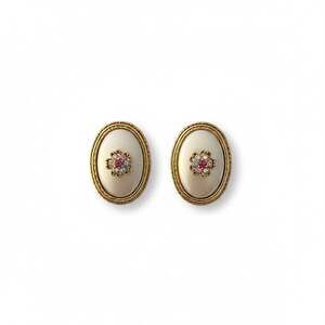 Vintage Cream Pearl Mother of Pearl Clip On Earrings Gold Tone Floral
